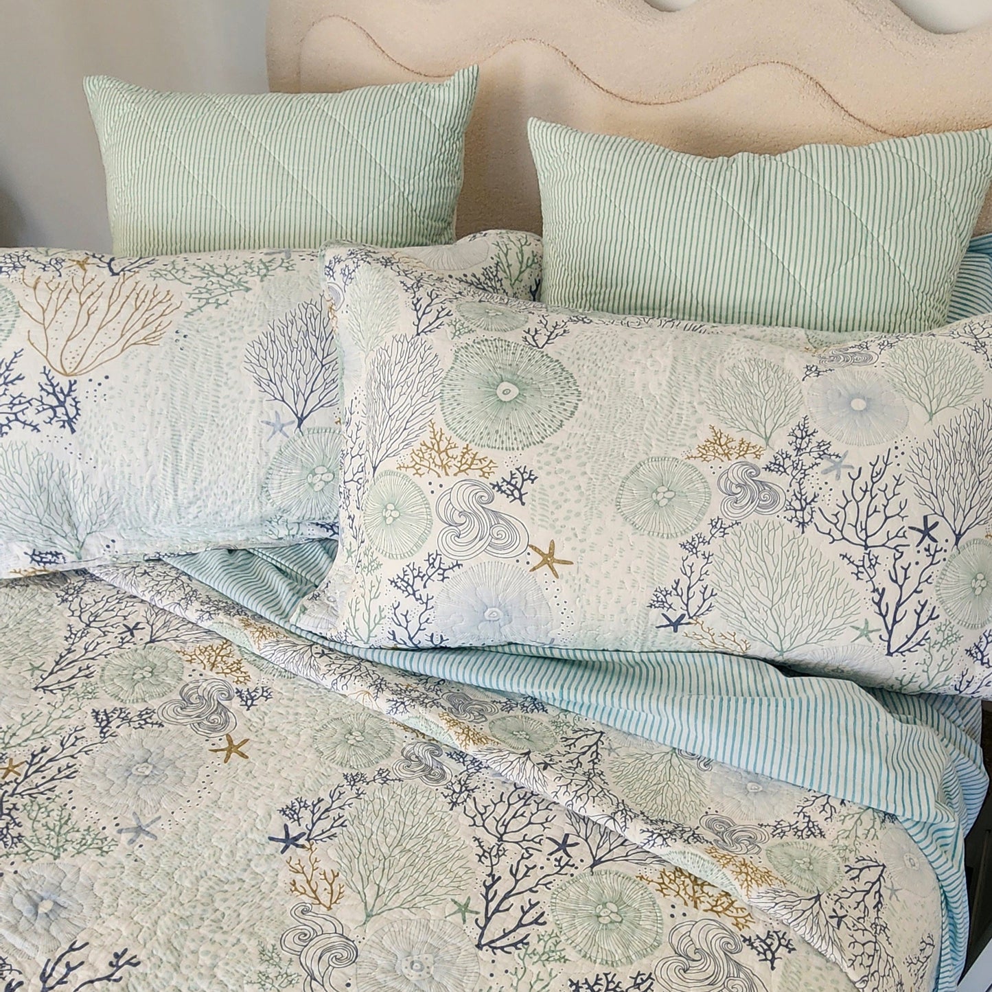 Reef Coverlet