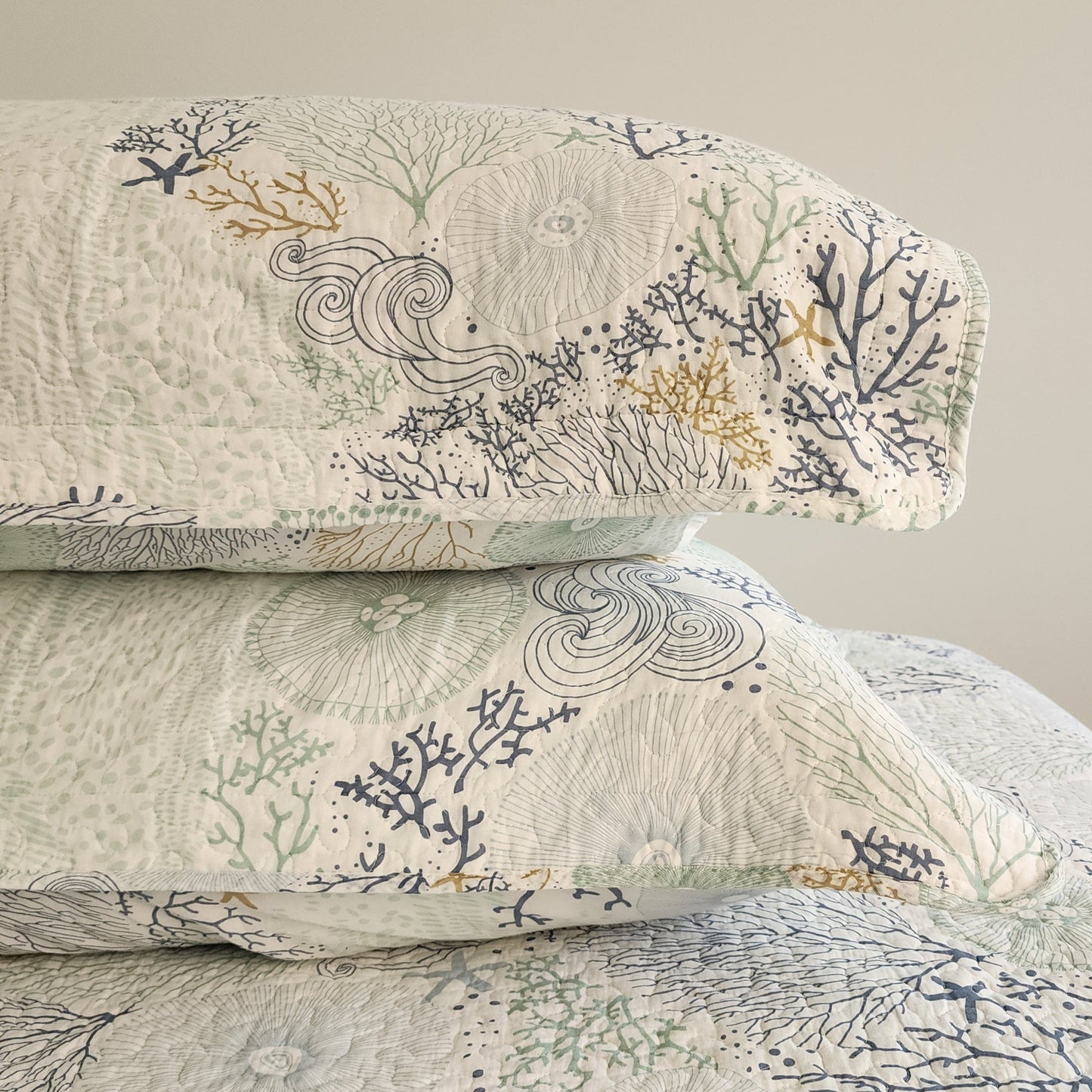 Reef Coverlet