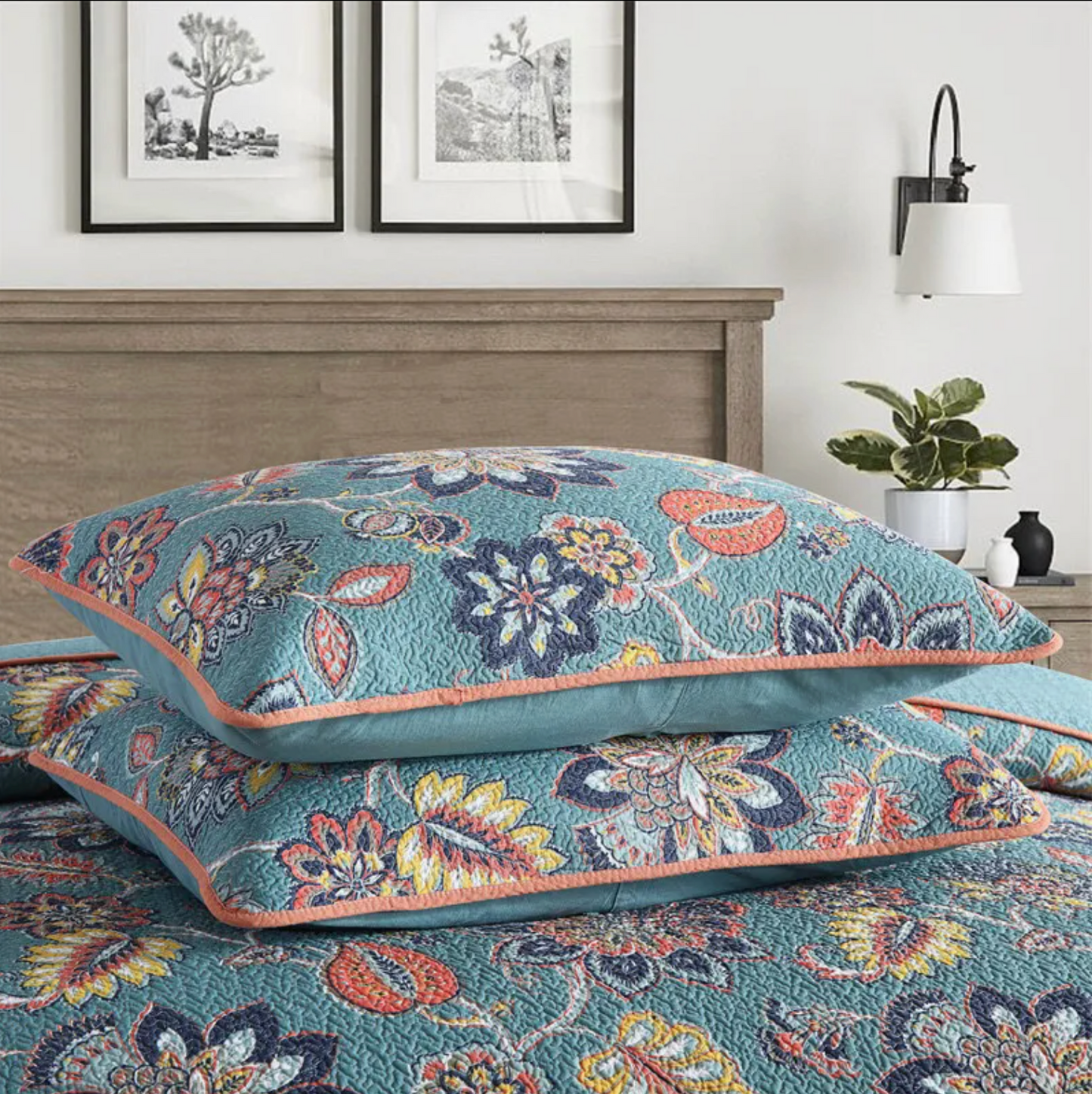 Leafen Coverlet