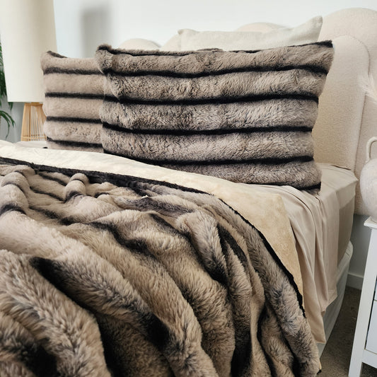 Ivory Faux Fur Blanket