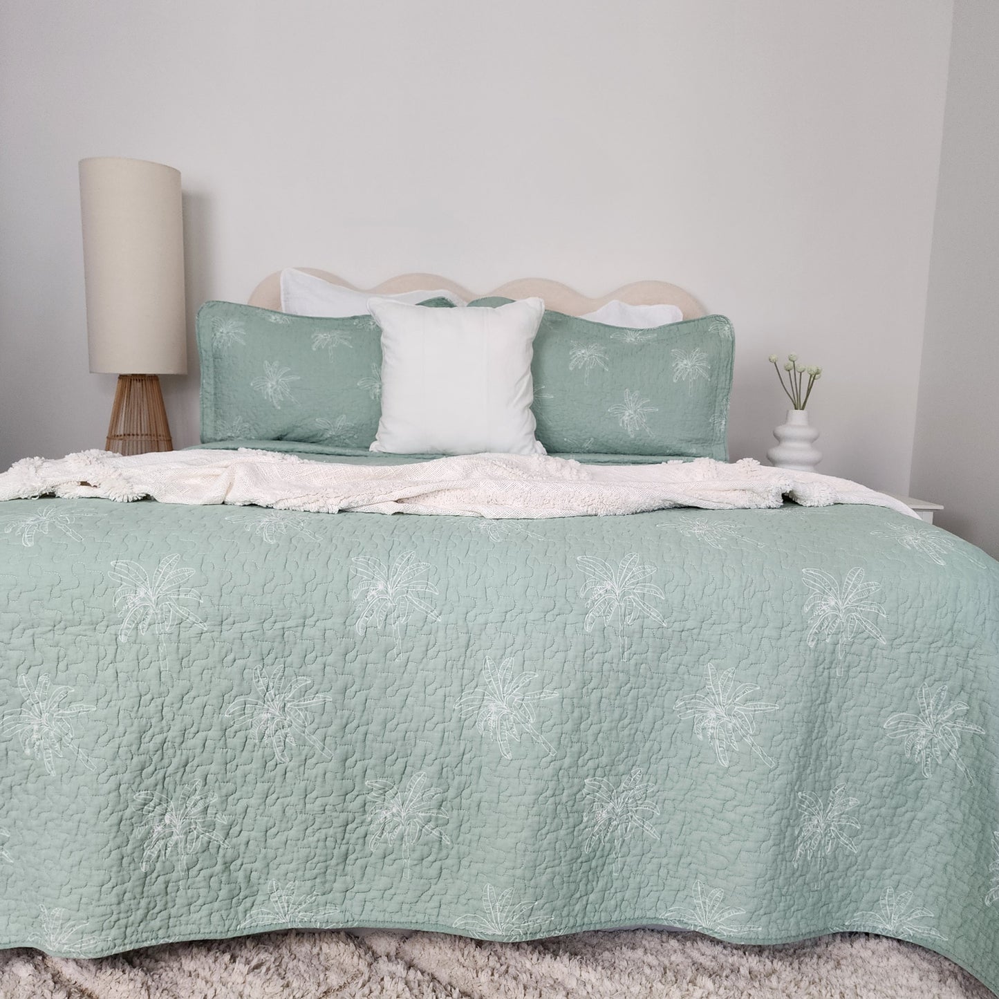 Palmera Coverlet