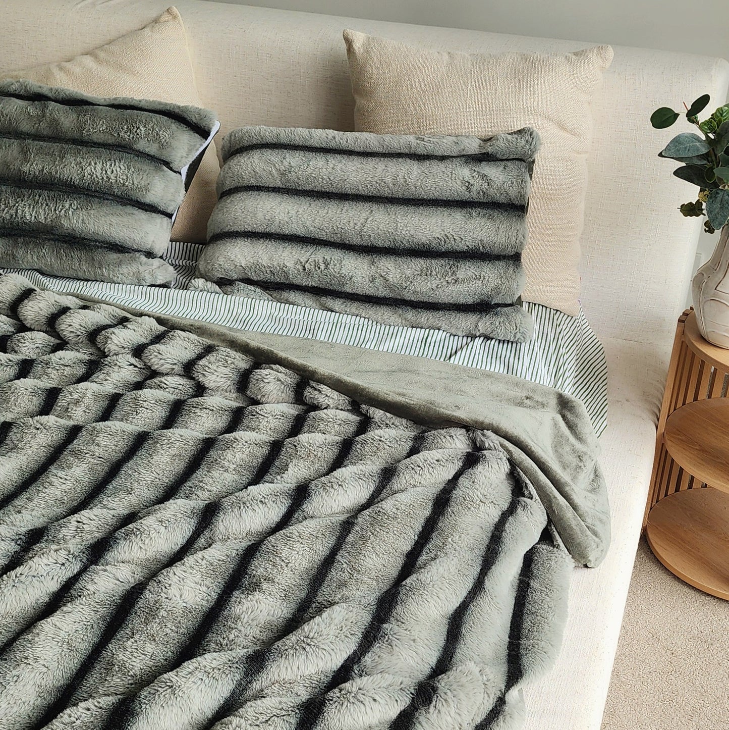Green Faux Fur Blanket