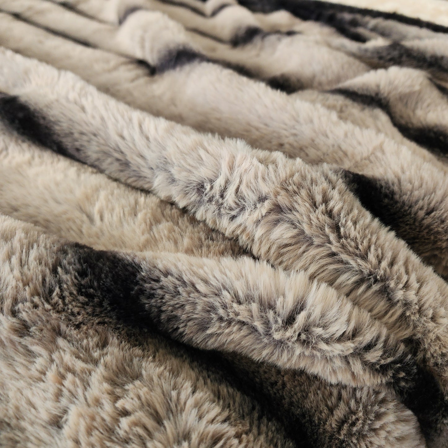Sand Faux Fur Blanket