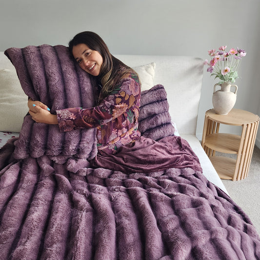 Rose Faux Fur Blanket