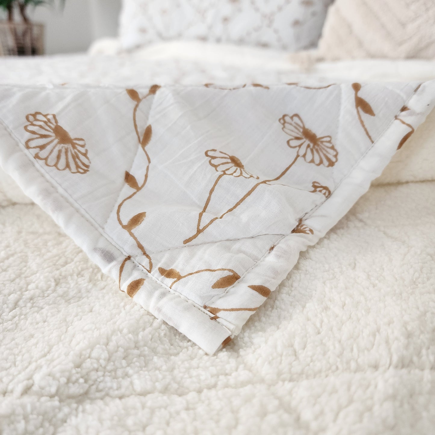 Caramel Flower Sherpa