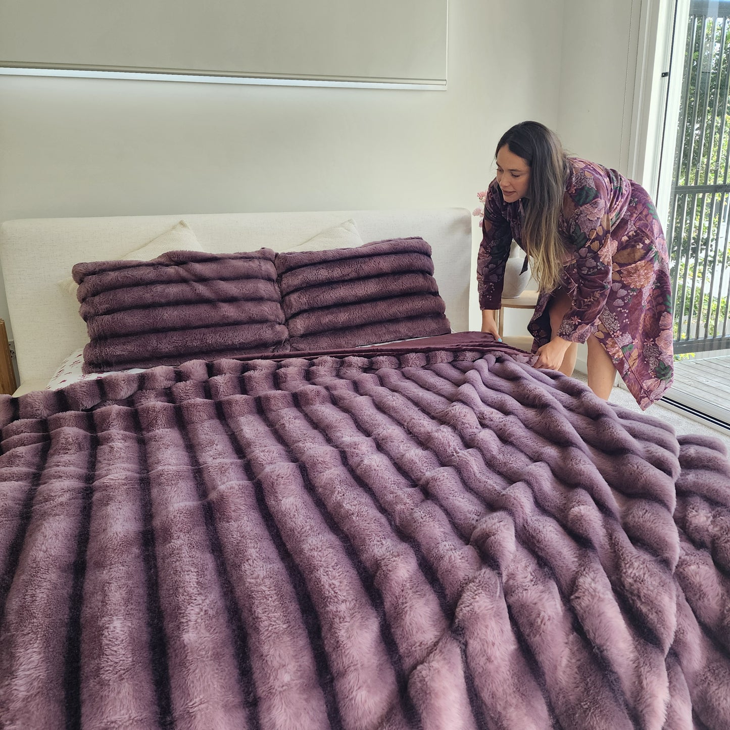 Rose Faux Fur Blanket